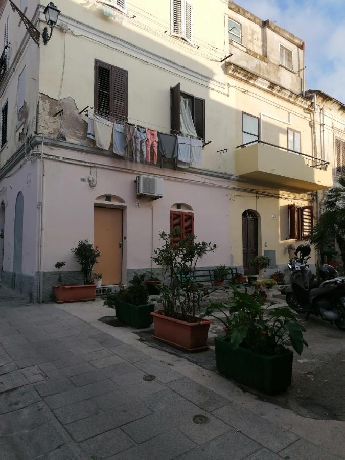 Le Antiche Mura 2 Leilighet Sassari Eksteriør bilde